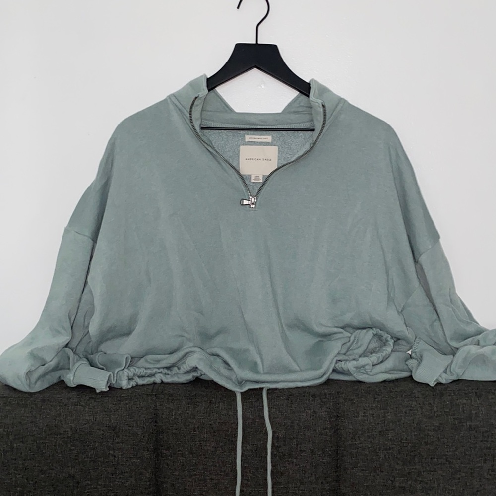 American eagle sweater